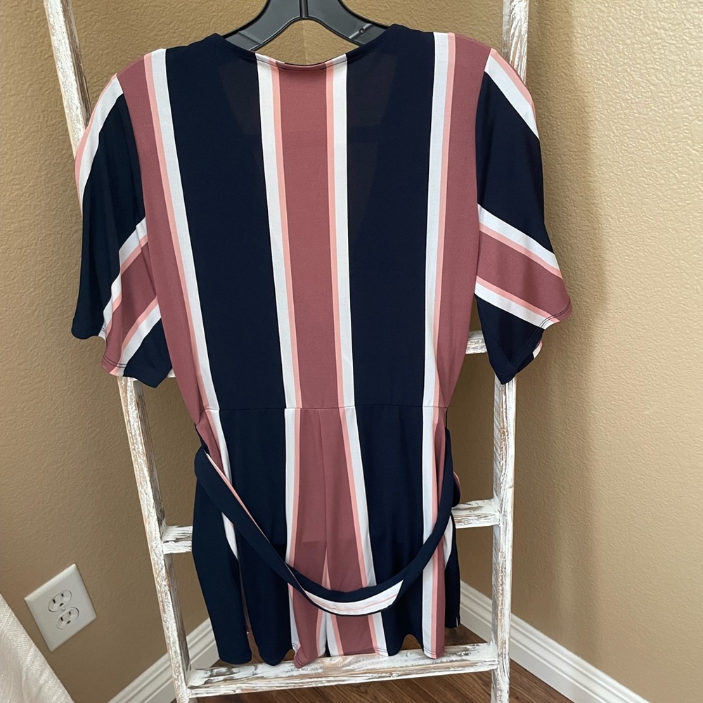 Express Romper - Picture 2 of 2